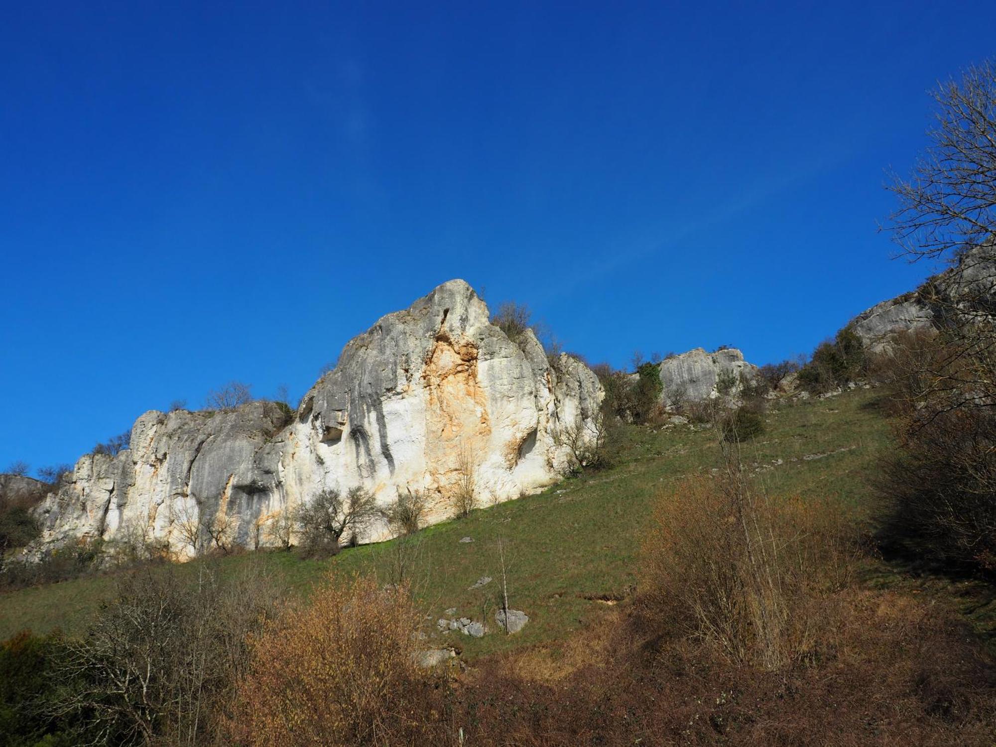 Willa Gite De Groupe Des Alouettes 10 Lits Simples Châtel-Censoir Zewnętrze zdjęcie